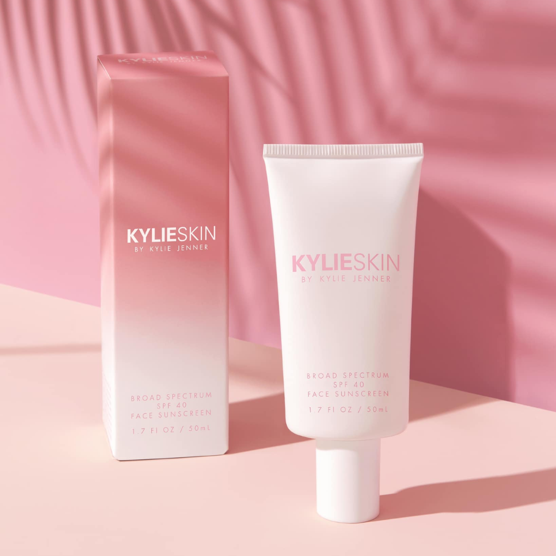 Protetor Solar Facial Kylie Skin Broad Spectrum SPF 40 Face Sunscreen 50ml